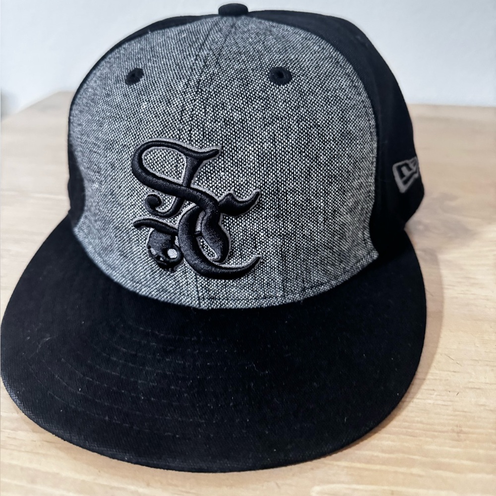 Skullcandy x New Era cap